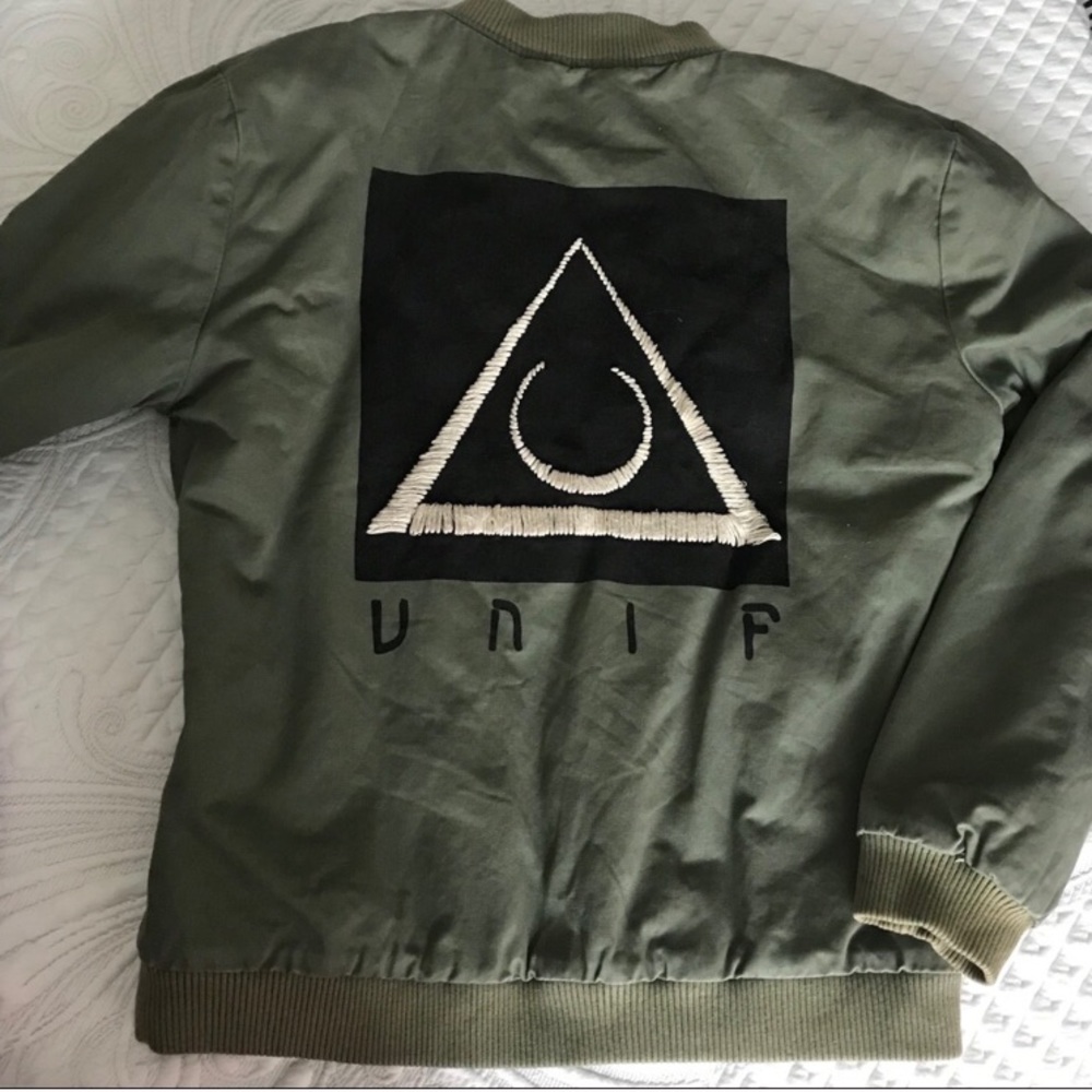 UNIF trinity bomber